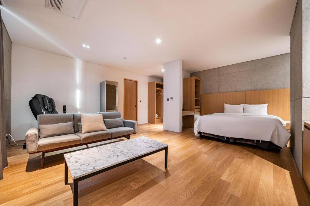 Hotel Haus Gapyeong Ngoại thất bức ảnh